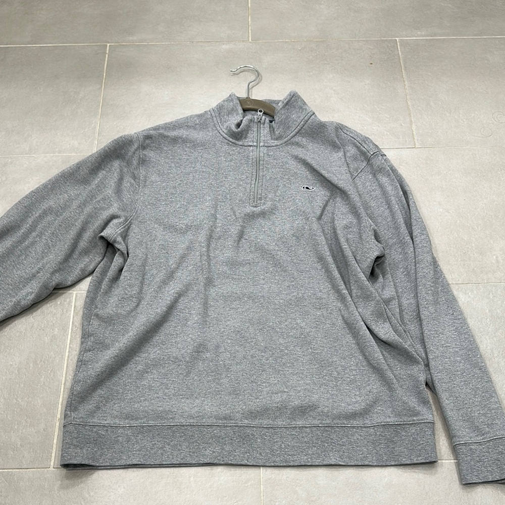Vineyard Vines Gray Pullover - image 1